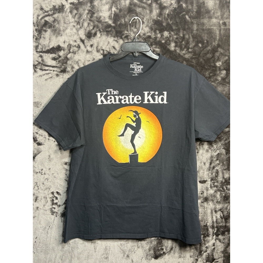 Fifth Sun Men's XL Karate Kid Crane Kick Graphic T Shirt Black